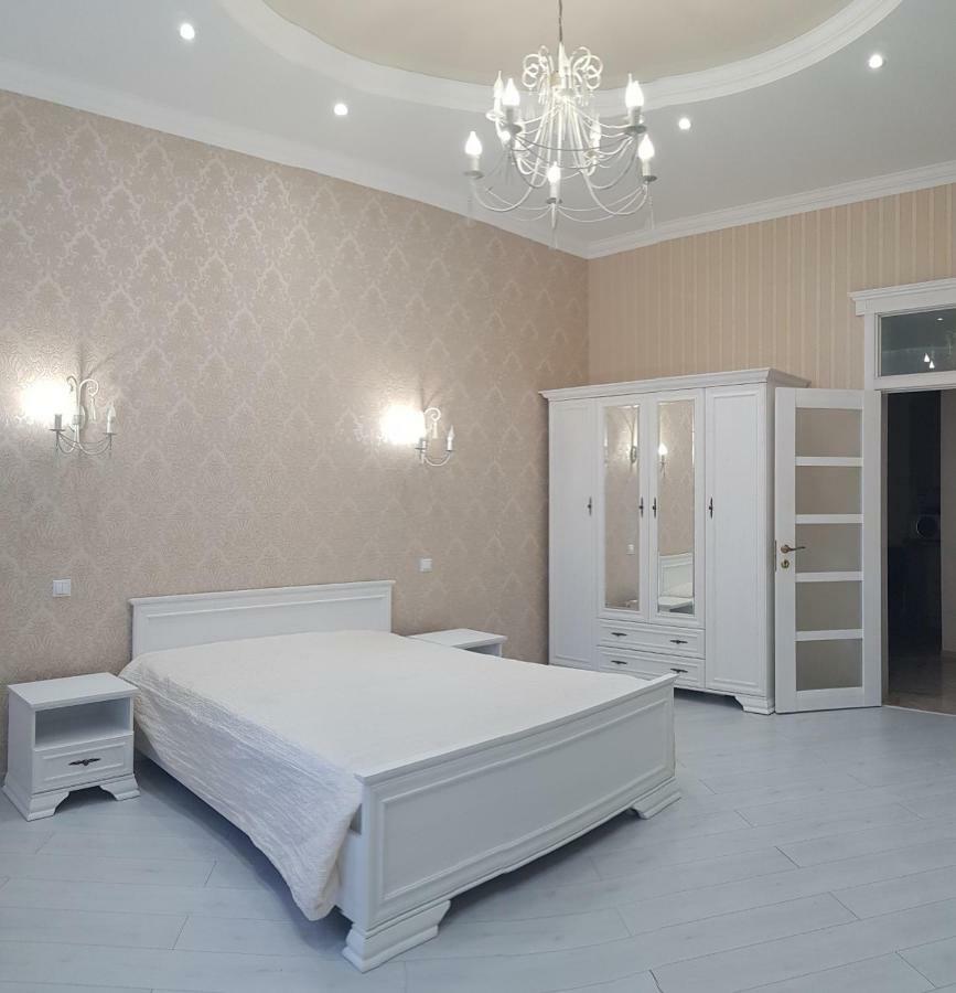 אודסה Vip Apartment Na Derebasovskoi מראה חיצוני תמונה